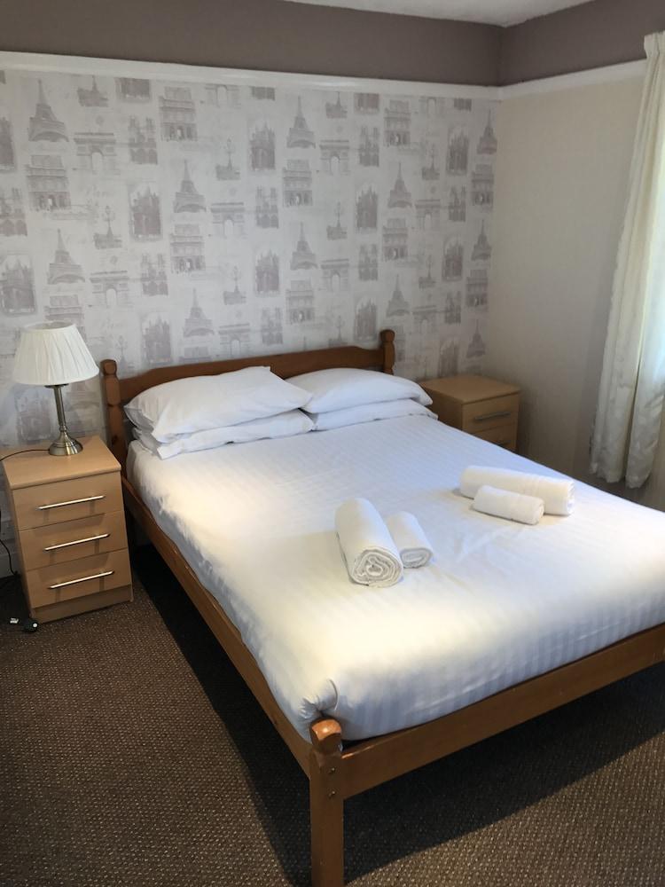 Queens Plaza Bed and breakfast 3*