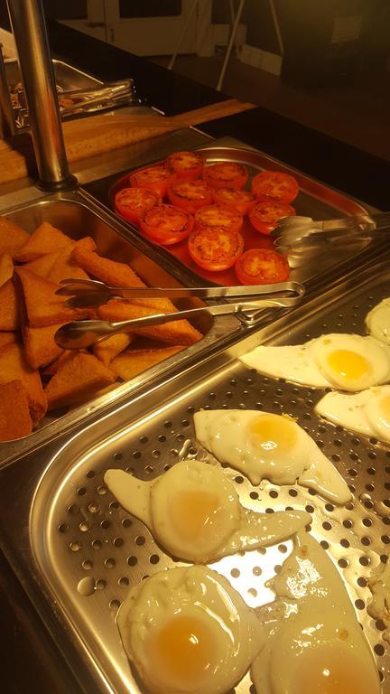 Queens Plaza Bed and breakfast Blackpool
